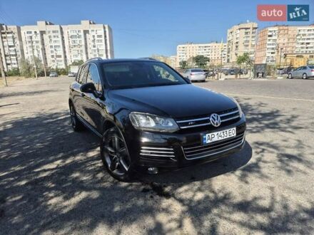 Черный Фольксваген Туарег, объемом двигателя 2.97 л и пробегом 300 тыс. км за 18800 $, фото 1 на Automoto.ua