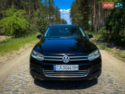 Фольксваген Туарег 2010 в Ирпене на Automoto.ua Черный Фольксваген Туарег, объемом двигателя 2.97 л и пробегом 325 тыс. км за 14900 $, фото 1 на Automoto.ua