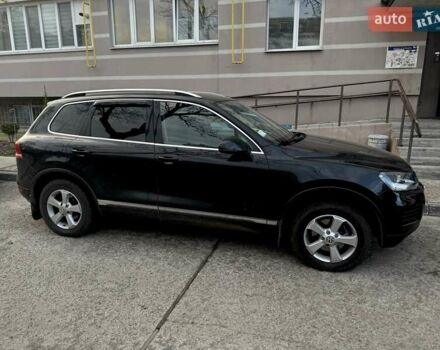 Черный Фольксваген Туарег, объемом двигателя 2.97 л и пробегом 190 тыс. км за 20000 $, фото 1 на Automoto.ua