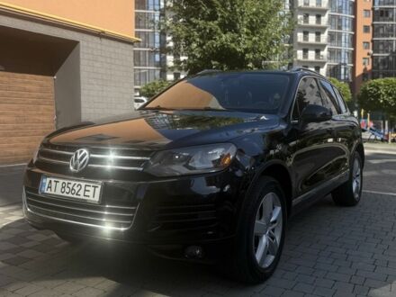 Черный Фольксваген Туарег, объемом двигателя 3 л и пробегом 280 тыс. км за 417 $, фото 1 на Automoto.ua