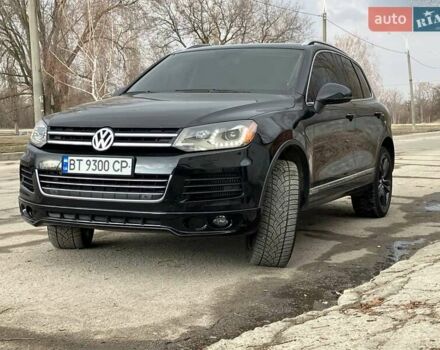 Чорний Фольксваген Туарег, об'ємом двигуна 3 л та пробігом 264 тис. км за 18500 $, фото 1 на Automoto.ua