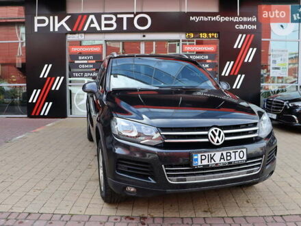Черный Фольксваген Туарег, объемом двигателя 3 л и пробегом 284 тыс. км за 17800 $, фото 1 на Automoto.ua
