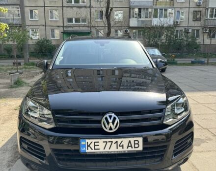 Черный Фольксваген Туарег, объемом двигателя 3 л и пробегом 217 тыс. км за 18000 $, фото 1 на Automoto.ua