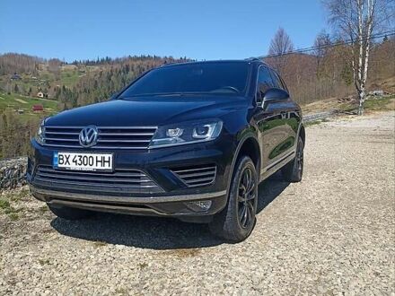 Фольксваген Туарег 2014 у Яремче на Automoto.ua Чорний Фольксваген Туарег, об'ємом двигуна 3 л та пробігом 131 тис. км за 34000 $, фото 1 на Automoto.ua