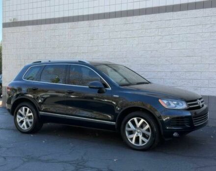 Черный Фольксваген Туарег, объемом двигателя 3 л и пробегом 85 тыс. км за 5100 $, фото 1 на Automoto.ua