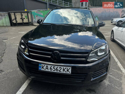 Черный Фольксваген Туарег, объемом двигателя 2.97 л и пробегом 221 тыс. км за 20750 $, фото 1 на Automoto.ua