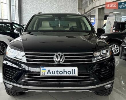 Черный Фольксваген Туарег, объемом двигателя 2.97 л и пробегом 180 тыс. км за 29870 $, фото 1 на Automoto.ua
