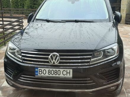 Черный Фольксваген Туарег, объемом двигателя 3 л и пробегом 181 тыс. км за 26000 $, фото 1 на Automoto.ua