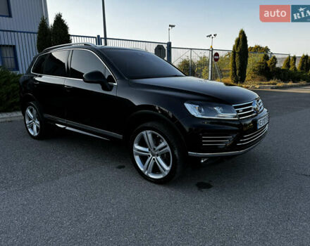 Черный Фольксваген Туарег, объемом двигателя 2.97 л и пробегом 202 тыс. км за 30000 $, фото 1 на Automoto.ua