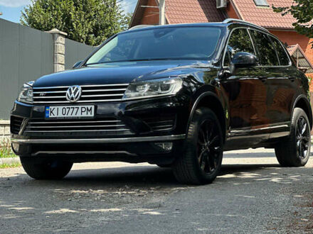 Черный Фольксваген Туарег, объемом двигателя 2.97 л и пробегом 286 тыс. км за 26000 $, фото 1 на Automoto.ua