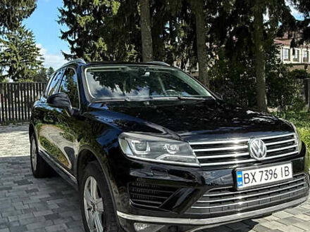 Фольксваген Туарег 2017 в Староконстантинов на Automoto.ua Черный Фольксваген Туарег, объемом двигателя 3 л и пробегом 210 тыс. км за 25000 $, фото 1 на Automoto.ua