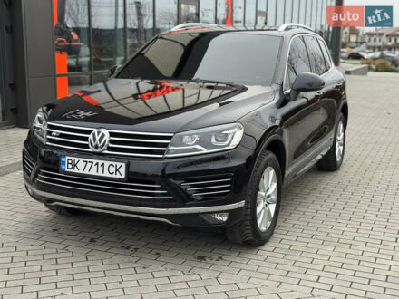 Черный Фольксваген Туарег, объемом двигателя 2.97 л и пробегом 131 тыс. км за 31000 $, фото 1 на Automoto.ua
