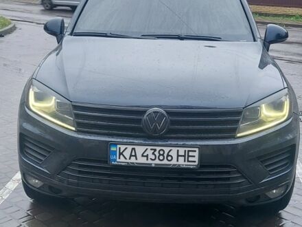 Черный Фольксваген Туарег, объемом двигателя 3.6 л и пробегом 135 тыс. км за 20000 $, фото 1 на Automoto.ua