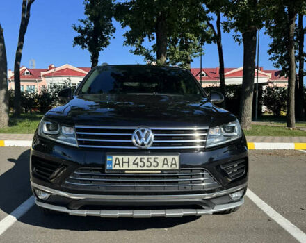 Черный Фольксваген Туарег, объемом двигателя 2.97 л и пробегом 90 тыс. км за 43000 $, фото 1 на Automoto.ua