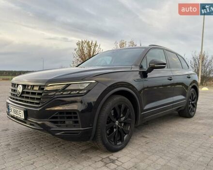 Черный Фольксваген Туарег, объемом двигателя 2.97 л и пробегом 187 тыс. км за 45500 $, фото 1 на Automoto.ua