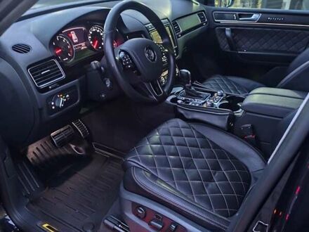 Черный Фольксваген Туарег, объемом двигателя 2.97 л и пробегом 163 тыс. км за 34000 $, фото 1 на Automoto.ua