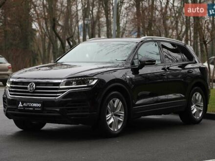 Черный Фольксваген Туарег, объемом двигателя 2.99 л и пробегом 120 тыс. км за 35000 $, фото 1 на Automoto.ua