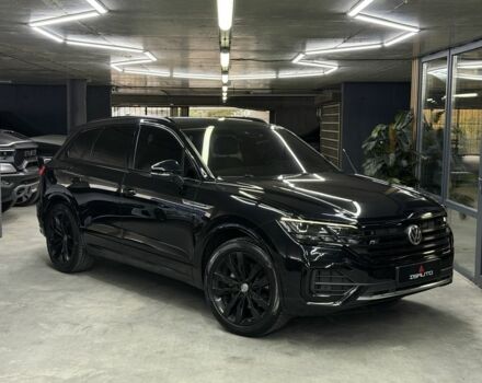 Черный Фольксваген Туарег, объемом двигателя 3 л и пробегом 172 тыс. км за 50500 $, фото 1 на Automoto.ua