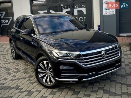 Черный Фольксваген Туарег, объемом двигателя 2.97 л и пробегом 130 тыс. км за 46500 $, фото 1 на Automoto.ua