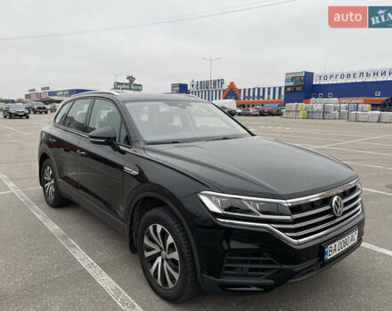 Чорний Фольксваген Туарег, об'ємом двигуна 2.99 л та пробігом 135 тис. км за 36950 $, фото 1 на Automoto.ua