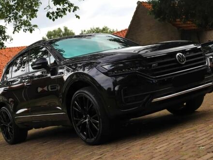 Чорний Фольксваген Туарег, об'ємом двигуна 3 л та пробігом 33 тис. км за 22000 $, фото 1 на Automoto.ua