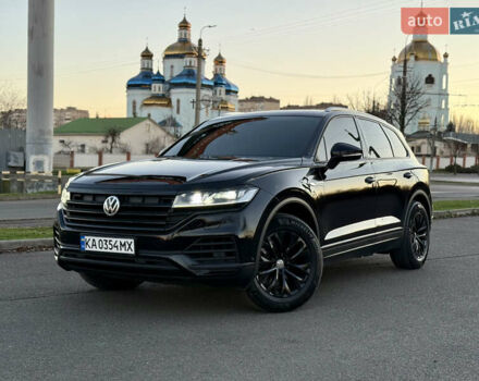 Черный Фольксваген Туарег, объемом двигателя 2.97 л и пробегом 165 тыс. км за 39900 $, фото 1 на Automoto.ua