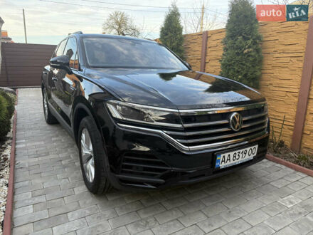 Фольксваген Туарег 2019 у Нежине на Automoto.ua Чорний Фольксваген Туарег, об'ємом двигуна 2.99 л та пробігом 97 тис. км за 37500 $, фото 1 на Automoto.ua