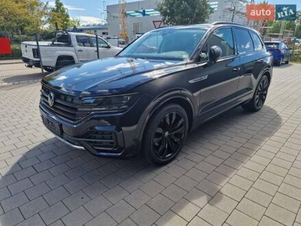 Фольксваген Туарег 2020 в Ровно на Automoto.ua Черный Фольксваген Туарег, объемом двигателя 3 л и пробегом 145 тыс. км за 51000 $, фото 1 на Automoto.ua