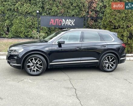 Чорний Фольксваген Туарег, об'ємом двигуна 3 л та пробігом 88 тис. км за 53500 $, фото 1 на Automoto.ua