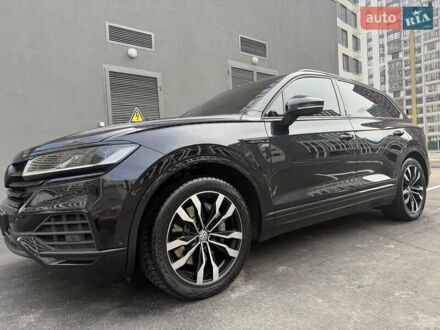 Фольксваген Туарег 2021 в Киеве на Automoto.ua Черный Фольксваген Туарег, объемом двигателя 2.99 л и пробегом 101 тыс. км за 49400 $, фото 1 на Automoto.ua