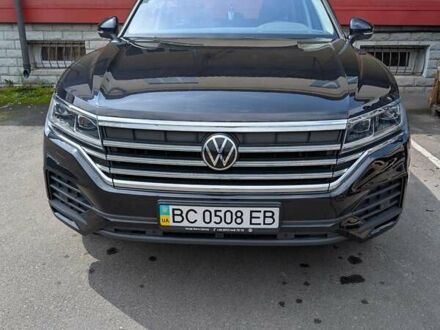 Фольксваген Туарег 2021 у Львові на Automoto.ua Чорний Фольксваген Туарег, об'ємом двигуна 2.97 л та пробігом 19 тис. км за 58500 $, фото 1 на Automoto.ua