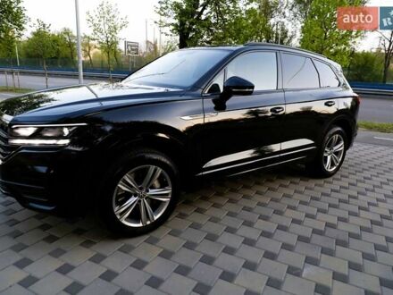 Фольксваген Туарег 2022 в Киеве на Automoto.ua Черный Фольксваген Туарег, объемом двигателя 2.99 л и пробегом 122 тыс. км за 57000 $, фото 1 на Automoto.ua