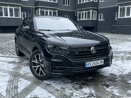 Черный Фольксваген Туарег, объемом двигателя 3 л и пробегом 70 тыс. км за 60000 $, фото 1 на Automoto.ua