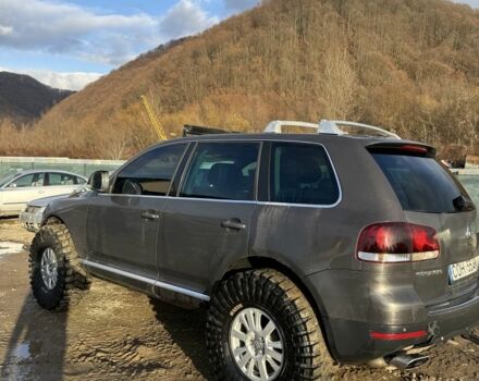 Коричневий Фольксваген Туарег, об'ємом двигуна 0 л та пробігом 280 тис. км за 7300 $, фото 2 на Automoto.ua