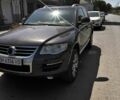 Коричневий Фольксваген Туарег, об'ємом двигуна 3 л та пробігом 321 тис. км за 7500 $, фото 1 на Automoto.ua