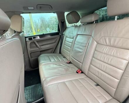 Коричневый Фольксваген Туарег, объемом двигателя 3 л и пробегом 391 тыс. км за 10900 $, фото 10 на Automoto.ua