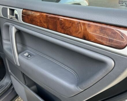 Коричневий Фольксваген Туарег, об'ємом двигуна 3 л та пробігом 308 тис. км за 14000 $, фото 12 на Automoto.ua