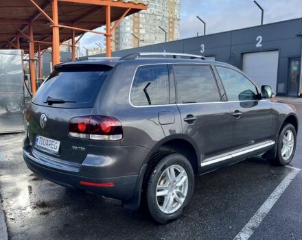 Коричневий Фольксваген Туарег, об'ємом двигуна 3 л та пробігом 308 тис. км за 14000 $, фото 7 на Automoto.ua