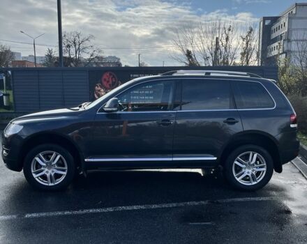 Коричневий Фольксваген Туарег, об'ємом двигуна 3 л та пробігом 308 тис. км за 14000 $, фото 2 на Automoto.ua