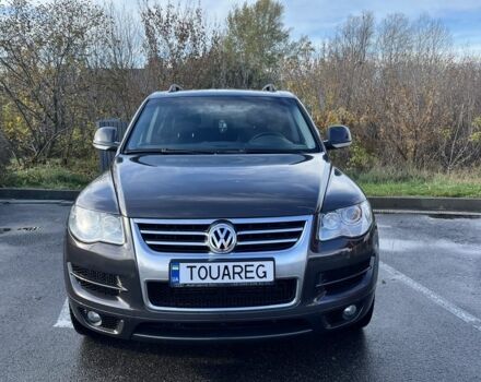 Коричневий Фольксваген Туарег, об'ємом двигуна 3 л та пробігом 308 тис. км за 14000 $, фото 1 на Automoto.ua