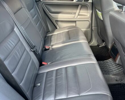 Коричневий Фольксваген Туарег, об'ємом двигуна 3 л та пробігом 308 тис. км за 14000 $, фото 13 на Automoto.ua