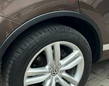 Коричневий Фольксваген Туарег, об'ємом двигуна 2.97 л та пробігом 368 тис. км за 15500 $, фото 13 на Automoto.ua