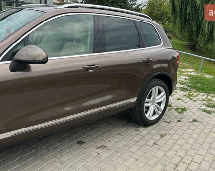 Коричневий Фольксваген Туарег, об'ємом двигуна 2.97 л та пробігом 368 тис. км за 15500 $, фото 2 на Automoto.ua