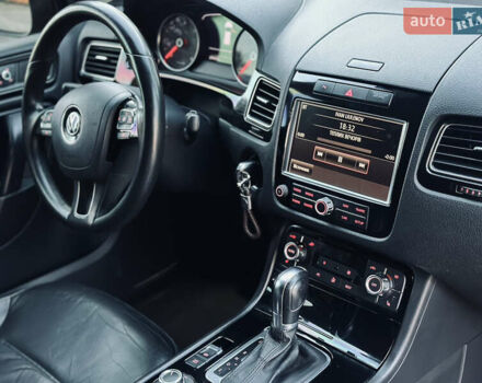 Фольксваген Туарег 2010 в Виннице на Automoto.ua Коричневый Фольксваген Туарег, объемом двигателя 2.97 л и пробегом 279 тыс. км за 17200 $, фото 29 на Automoto.ua