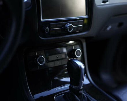 Коричневый Фольксваген Туарег, объемом двигателя 2.97 л и пробегом 304 тыс. км за 17449 $, фото 16 на Automoto.ua