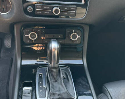 Коричневий Фольксваген Туарег, об'ємом двигуна 3.6 л та пробігом 194 тис. км за 14500 $, фото 48 на Automoto.ua