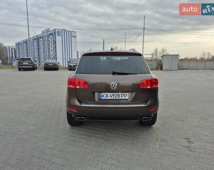 Коричневый Фольксваген Туарег, объемом двигателя 2.97 л и пробегом 260 тыс. км за 19950 $, фото 3 на Automoto.ua