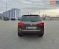 Коричневый Фольксваген Туарег, объемом двигателя 2.97 л и пробегом 260 тыс. км за 19950 $, фото 3 на Automoto.ua