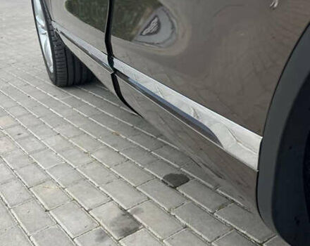 Коричневий Фольксваген Туарег, об'ємом двигуна 2.97 л та пробігом 368 тис. км за 15500 $, фото 5 на Automoto.ua