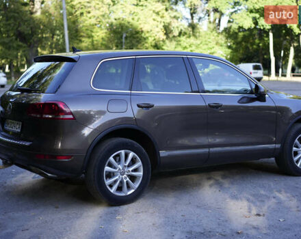 Коричневый Фольксваген Туарег, объемом двигателя 2.97 л и пробегом 304 тыс. км за 17449 $, фото 7 на Automoto.ua